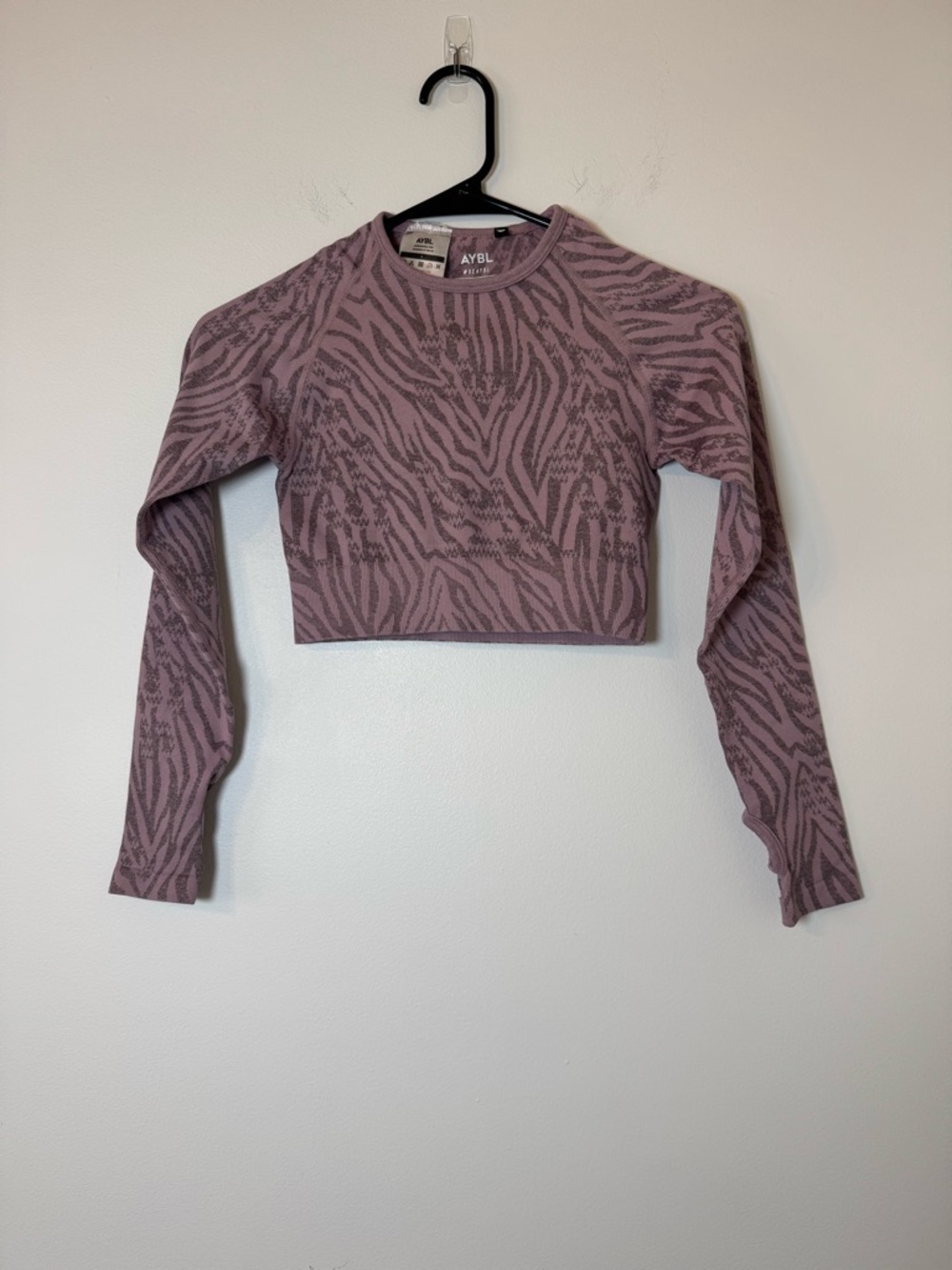 AYBL Seamless Crop Top Womens Small Pink Zebra Long Sleeve Gym Activewear